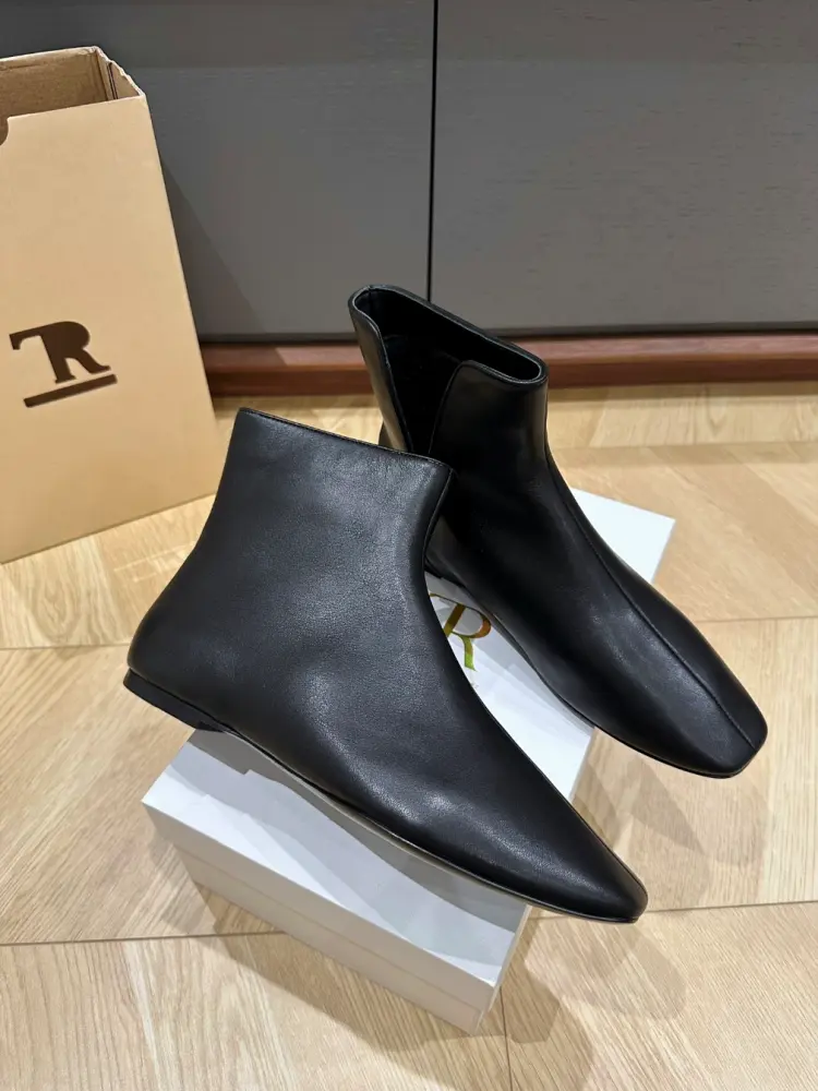 아바 앵클 부츠