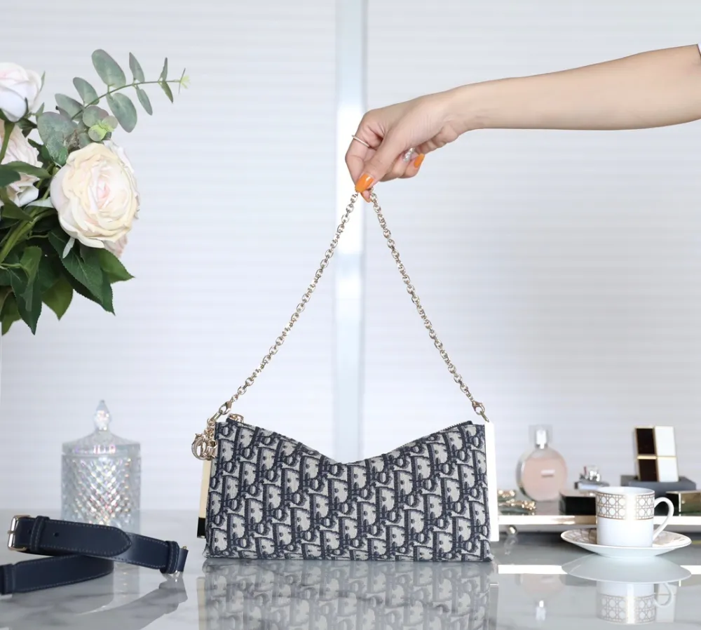 디올 클럽백 오블리크