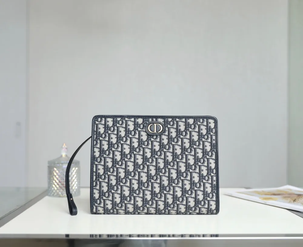 KakaoTalk_20241216_124329020 디올 30 몽테인 미디엄 파우치 오블리크