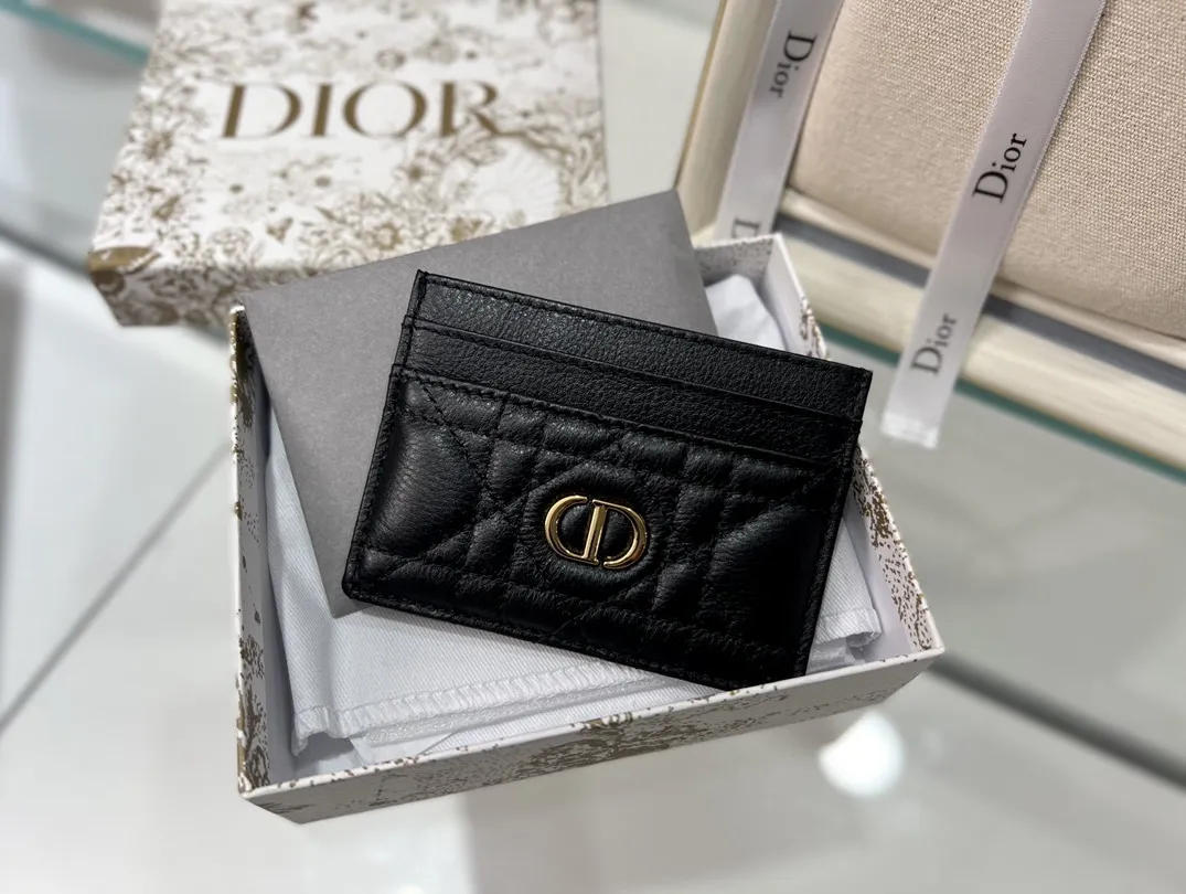디올 카로 프리시아 카드지갑