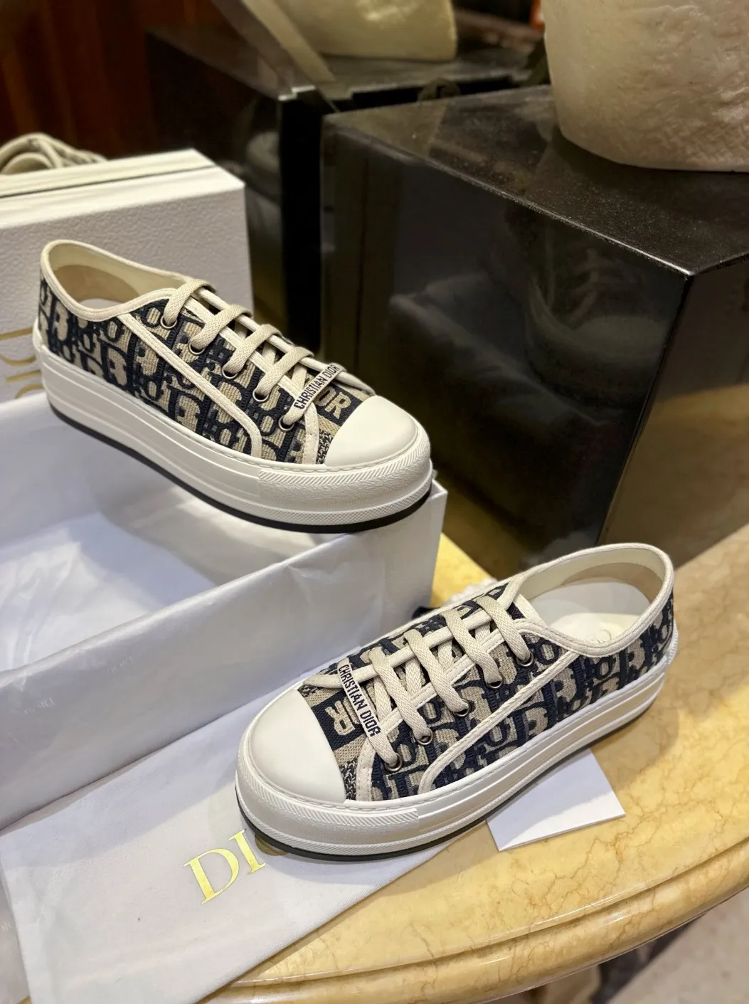 워크앤디올 오블리크 플랫폼 스니커즈