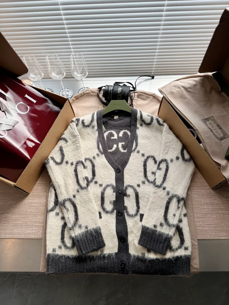 리버시블 GG 모헤어 가디건(635160)