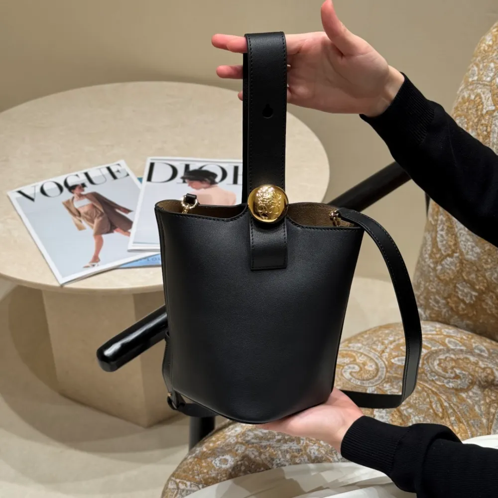 페블 버킷백 미니