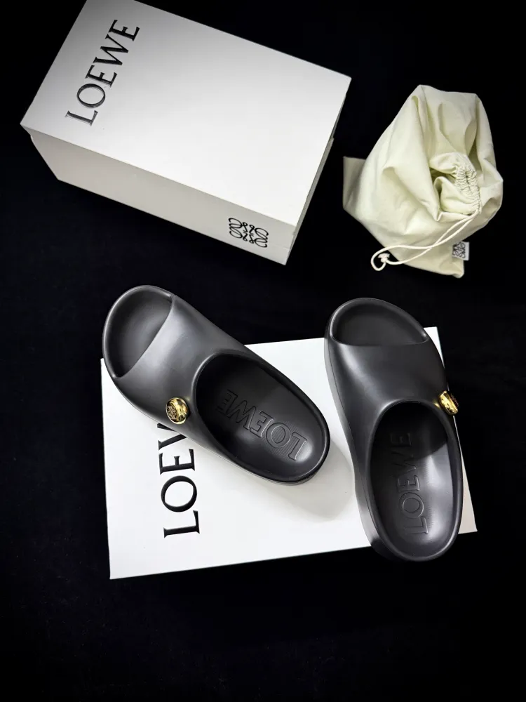 폼 페블 슬라이드