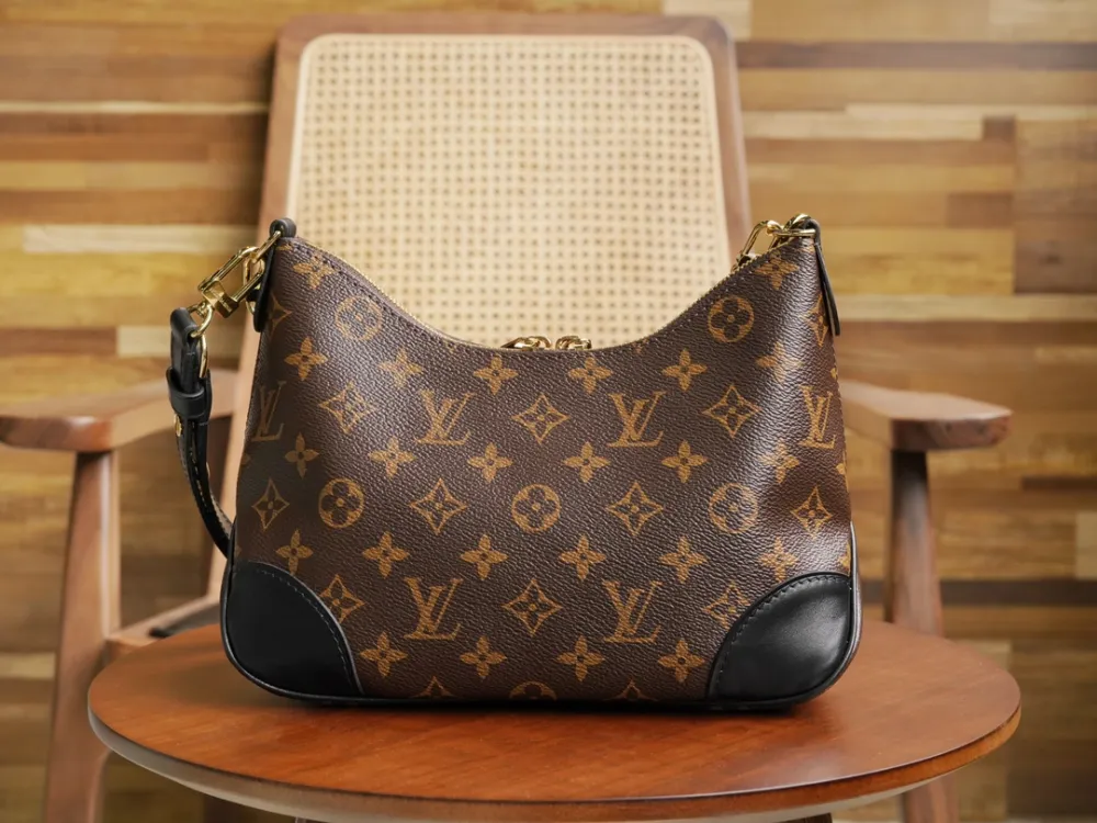 루이비통 볼로뉴 모노그램(M45831, M45832)