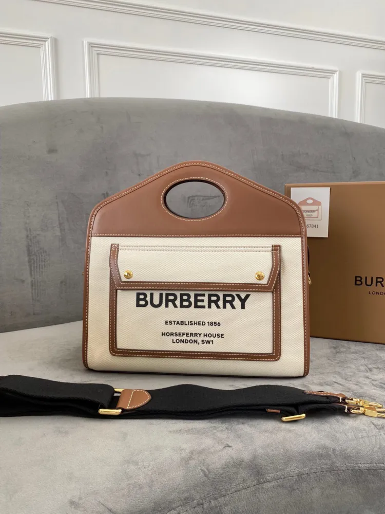 버버리 투톤 캔버스 레더 포켓 토트백 스몰