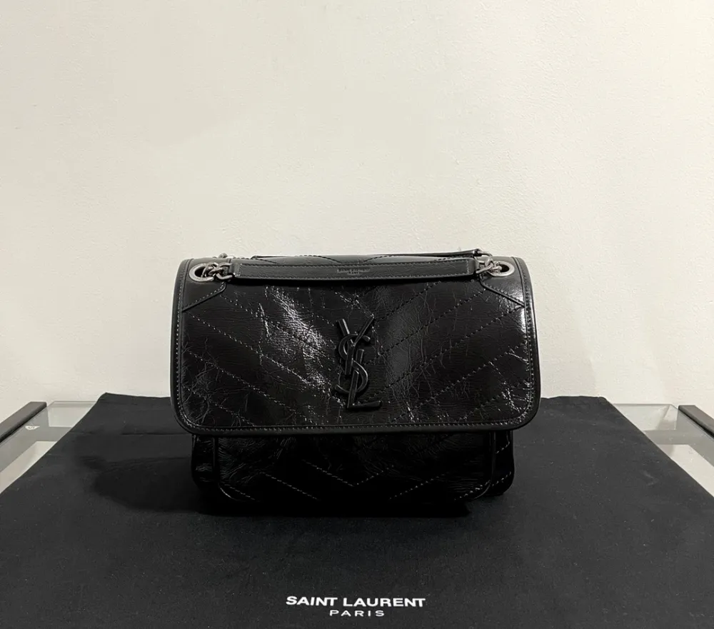 입생로랑 니키백 미디엄(633158)