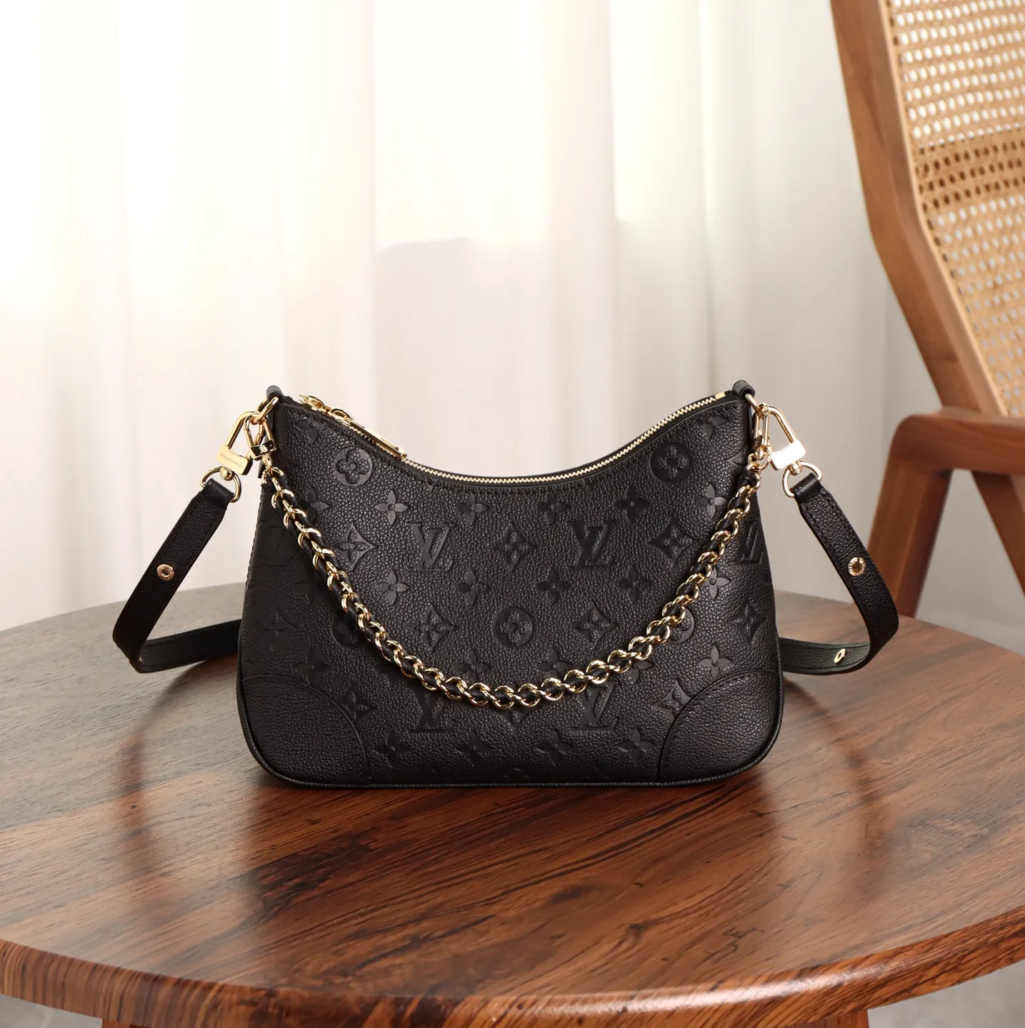 루이비통 불로뉴 PM 앙프렝뜨(M12930)