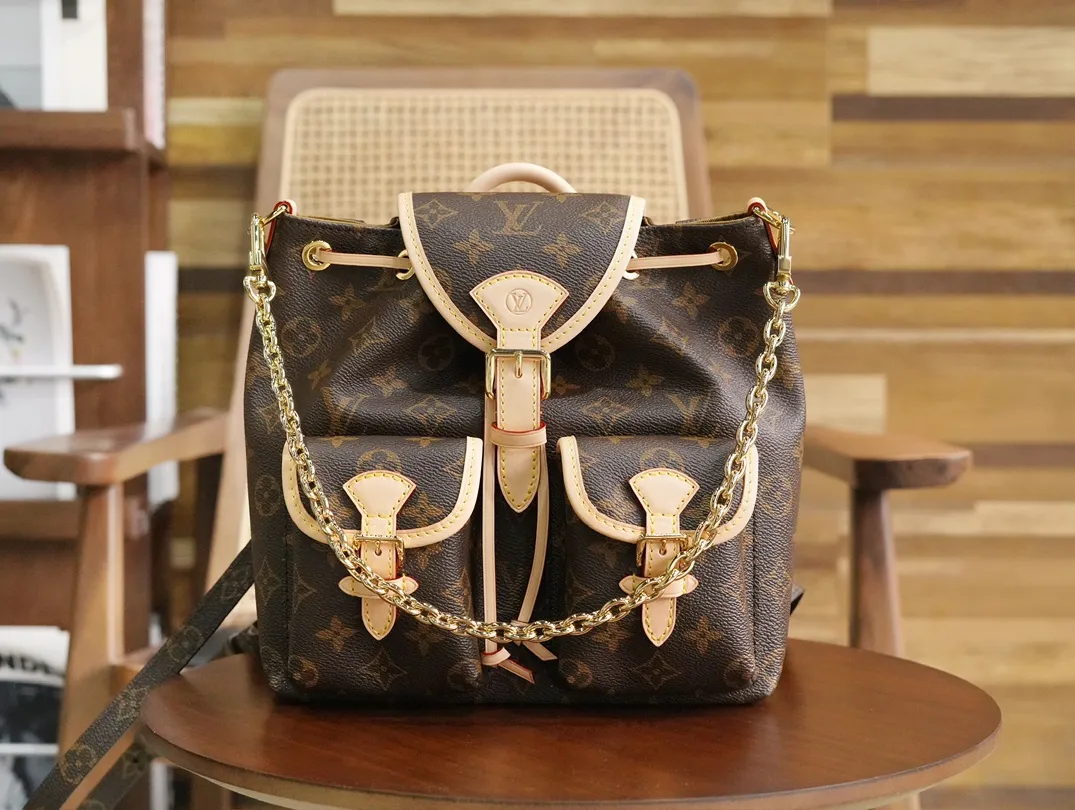 루이비통 익스커션 백팩 PM(M46932)