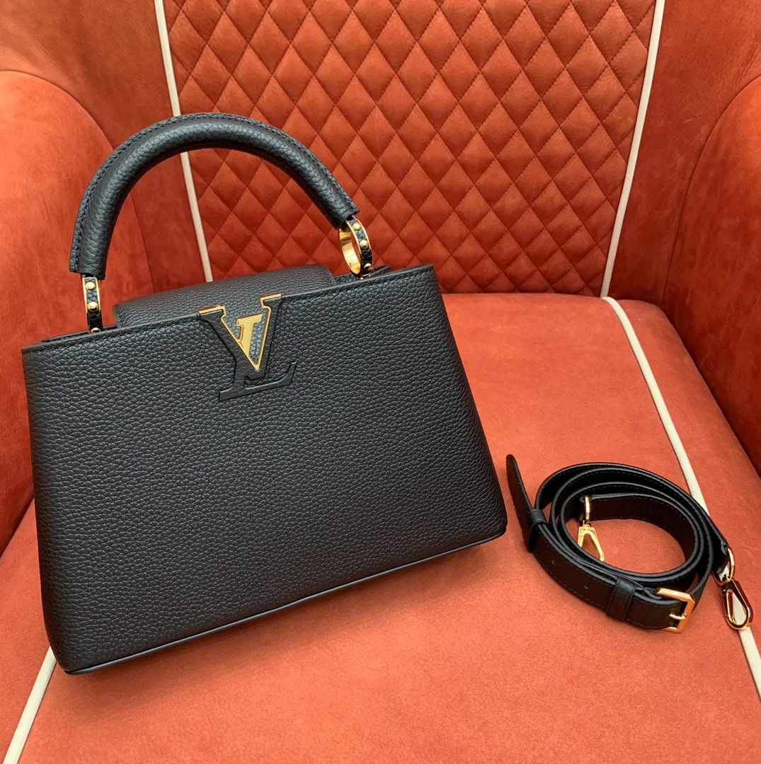 KakaoTalk_20260227_221053660 루이비통 카퓌신 BB(M24728)