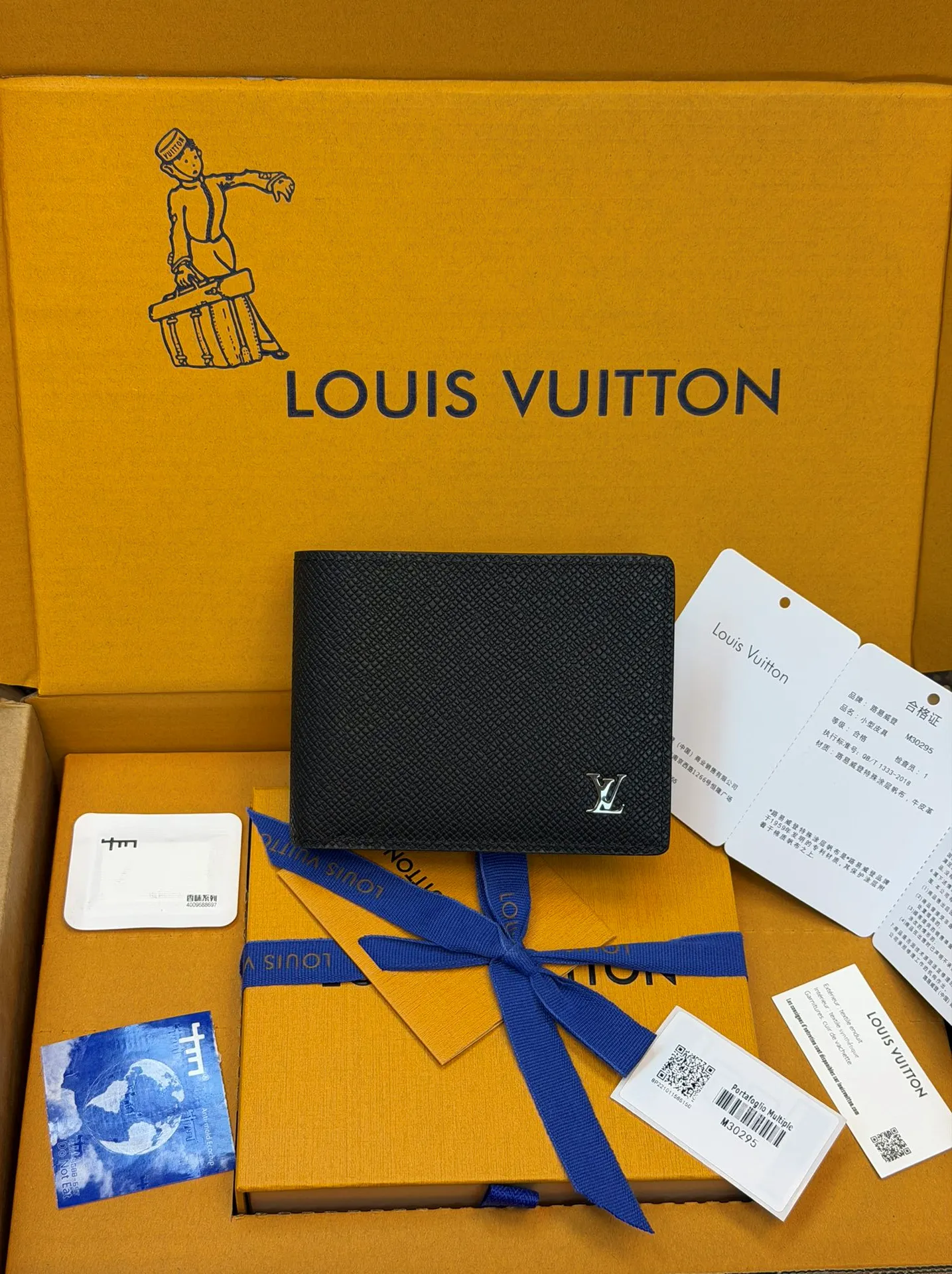 루이비통 멀티플 월릿 타이가(M30295)