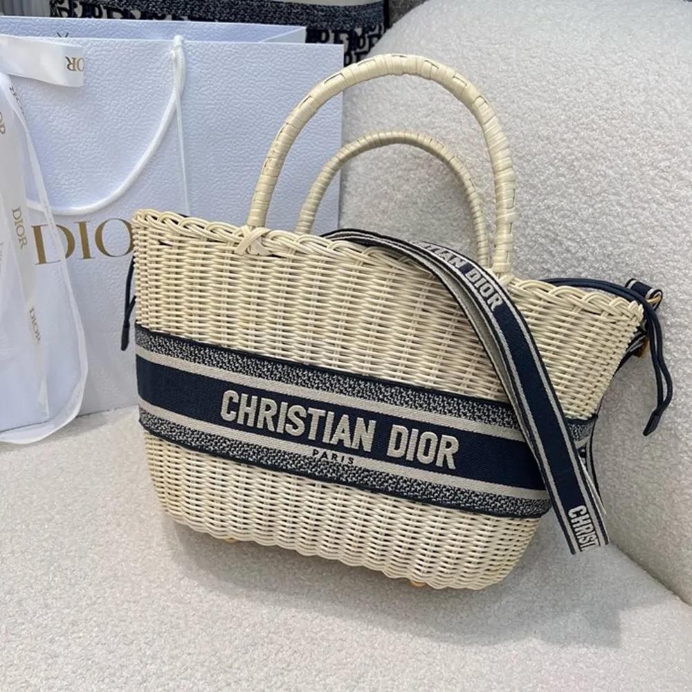 디올 모자 바스켓백