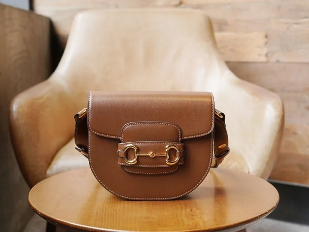 홀스빗 라운드 미니백(760191)